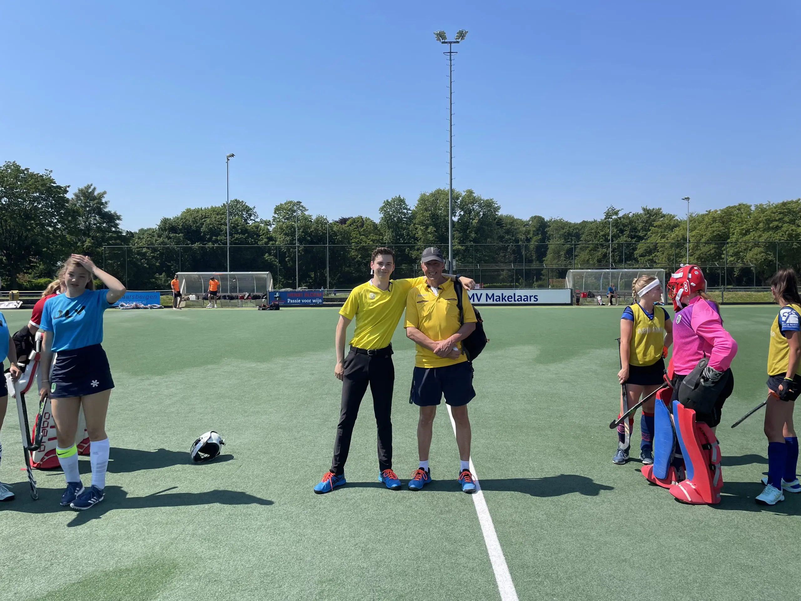 Stijn ter Huurne fluit finale ‘The School Final’ 2023 met AXIWI