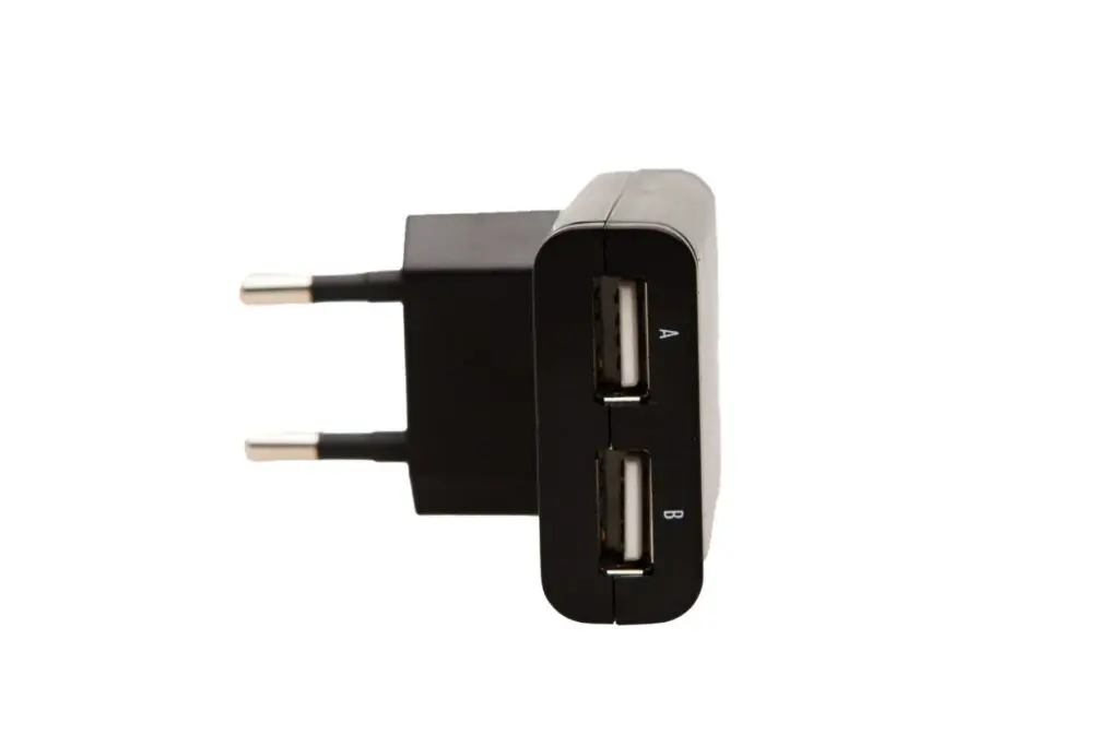 USB 2 port UK charger